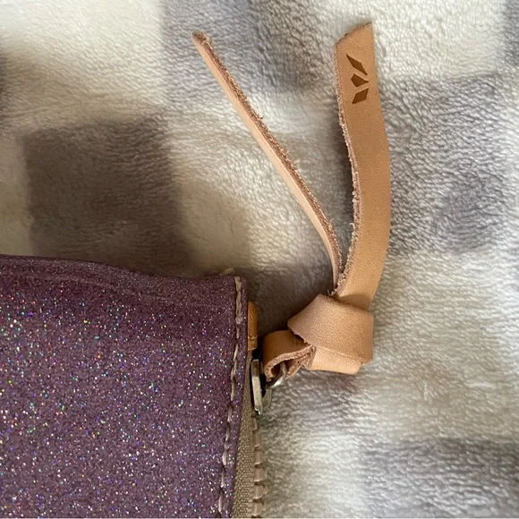 Consuela Lyndz Slim Wallet - Picture 7 of 8